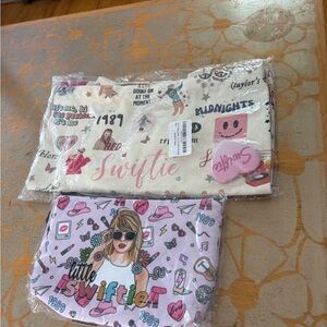 Kids Swiftie Themed Accessory Set - Multicolor